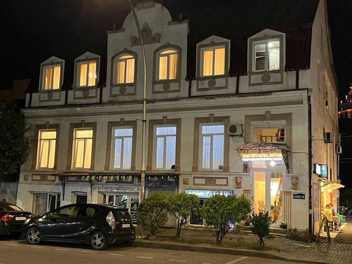 Old Clty Hotel Batumi Exteriör bild